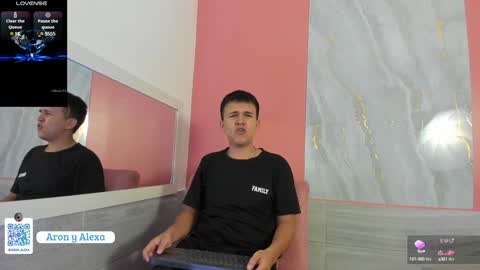 Alexa  Aron online show from December 2, 2024, 1:13 pm