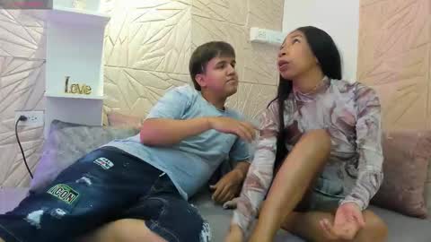 Alexa  Aron online show from November 28, 2025, 1:41 am