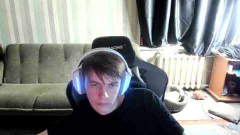 Snapshot of aron_neall chatting on October 27, 2025, 6:39 am biggest penis online show from October 27, 2025, 6:39 am