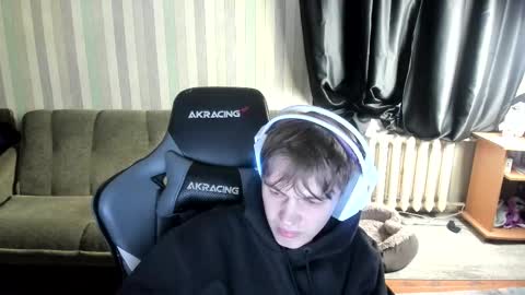 Snapshot of aron_neall chatting on November 21, 2025, 7:51 am biggest penis online show from November 21, 2025, 7:51 am