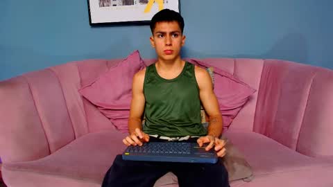 aron_pulse online show from April 2, 2026, 2:26 pm