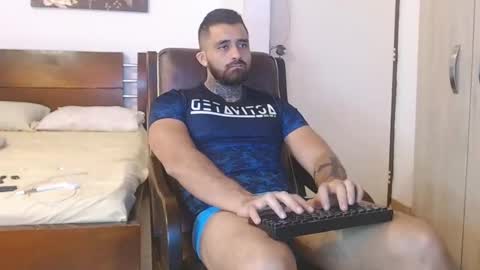 aronmiller online show from December 10, 2024, 8:49 pm