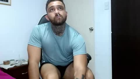 aronmiller online show from September 26, 2025, 4:11 pm