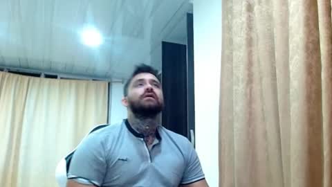 Snapshot of aronmiller404 chatting on March 14, 2026, 10:32 am aronmiller online show from March 14, 2026, 10:32 am