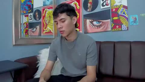 Arontawers online show from March 18, 2026, 7:17 pm