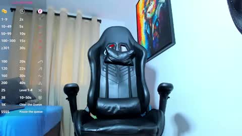 Snapshot of aronvillegas chatting on June 7, 2026, 3:05 pm online show from June 7, 2026, 3:05 pm