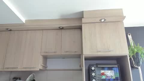 ARON  Independent model  online show from September 14, 2025, 7:35 pm