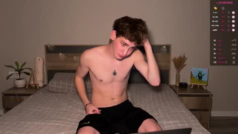 Snapshot of aronyou_win chatting on November 1, 2025, 4:09 pm Aron and Phil solo online show from November 1, 2025, 4:09 pm