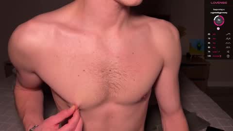 Snapshot of aronyou_win chatting on December 5, 2025, 3:41 pm Aron and Phil solo online show from December 5, 2025, 3:41 pm