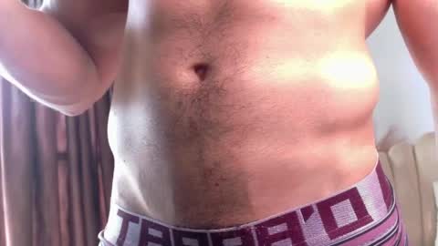 Snapshot of aroon_connor chatting on April 23, 2026, 8:33 pm online show from April 23, 2026, 8:33 pm