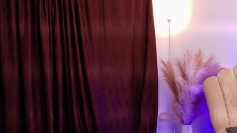 Snapshot of aroon_connor chatting on May 15, 2026, 11:01 pm online show from May 15, 2026, 11:01 pm