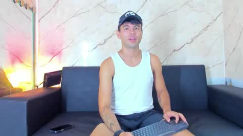 Snapshot of aroon_sexx21 chatting on November 9, 2025, 12:14 pm Aroon online show from November 9, 2025, 12:14 pm