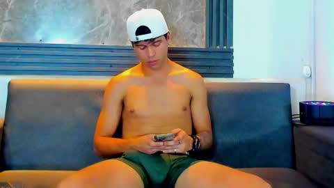 Snapshot of aroon_sexx21 chatting on December 15, 2025, 9:08 pm Aroon online show from December 15, 2025, 9:08 pm