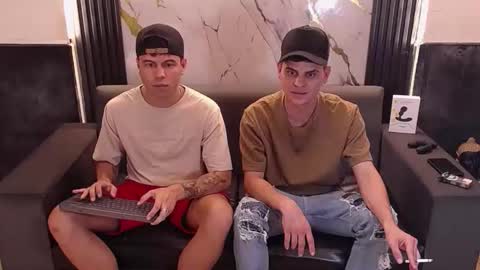 Aroon   online show from March 28, 2026, 5:07 am