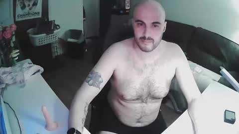 Snapshot of aroundthesun chatting on March 1, 2026, 2:35 am aroundthesun online show from March 1, 2026, 2:35 am