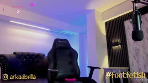    online show from March 4, 2025, 1:55 am