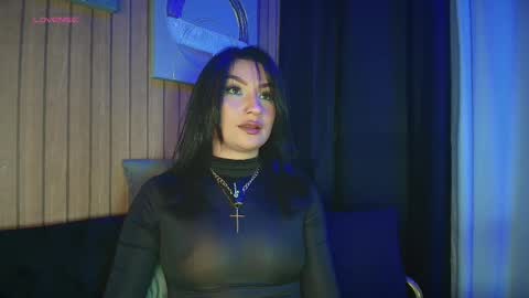    online show from November 28, 2025, 7:49 pm