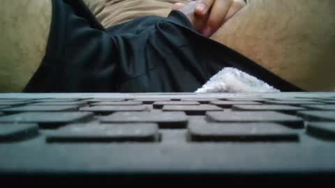 Snapshot of art_max99xxx chatting on September 11, 2025, 12:22 am art_max99xxx online show from September 11, 2025, 12:22 am