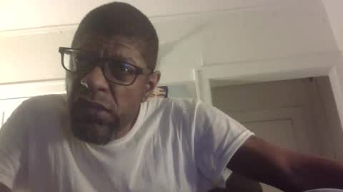 Snapshot of arteblazze chatting on March 5, 2026, 1:12 am Arteblazze not daddy boy bitch or nigga online show from March 5, 2026, 1:12 am