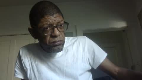 Snapshot of arteblazze chatting on March 8, 2026, 2:21 pm Arteblazze not daddy boy bitch or nigga online show from March 8, 2026, 2:21 pm