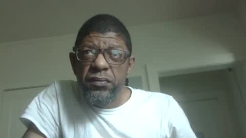 Snapshot of arteblazze chatting on March 14, 2026, 2:11 pm Arteblazze not daddy boy bitch or nigga online show from March 14, 2026, 2:11 pm