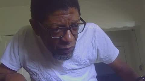Snapshot of arteblazze chatting on April 11, 2026, 9:52 pm Arteblazze not daddy boy bitch or nigga online show from April 11, 2026, 9:52 pm