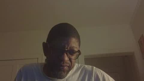 Snapshot of arteblazze chatting on April 22, 2026, 2:14 am Arteblazze not daddy boy bitch or nigga online show from April 22, 2026, 2:14 am