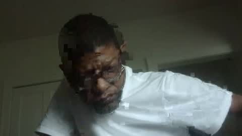 Snapshot of arteblazze chatting on April 29, 2026, 2:10 pm Arteblazze not daddy boy bitch or nigga online show from April 29, 2026, 2:10 pm