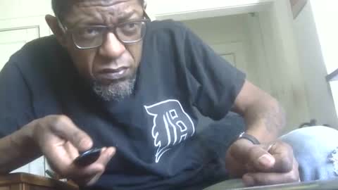 Snapshot of arteblazze chatting on May 4, 2026, 6:48 pm Arteblazze not daddy boy bitch or nigga online show from May 4, 2026, 6:48 pm