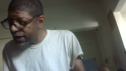 Snapshot of arteblazze chatting on May 17, 2026, 2:46 pm Arteblazze not daddy boy bitch or nigga online show from May 17, 2026, 2:46 pm