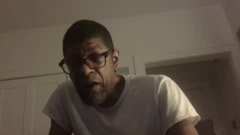 Snapshot of arteblazze chatting on May 19, 2026, 1:56 am Arteblazze not daddy boy bitch or nigga online show from May 19, 2026, 1:56 am