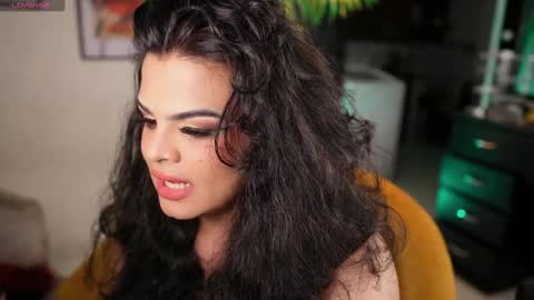 Snapshot of artechloe chatting on December 7, 2024, 2:53 am Chloe online show from December 7, 2024, 2:53 am