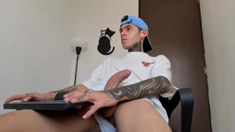   online show from April 18, 2026, 1:15 pm