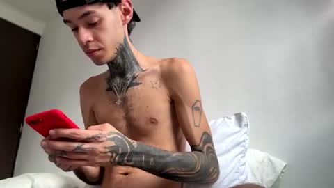 Snapshot of arteemiis chatting on June 30, 2026, 10:11 pm online show from June 30, 2026, 10:11 pm