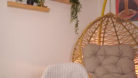 Snapshot of artemia_ chatting on June 25, 2026, 5:12 am Amanda online show from June 25, 2026, 5:12 am