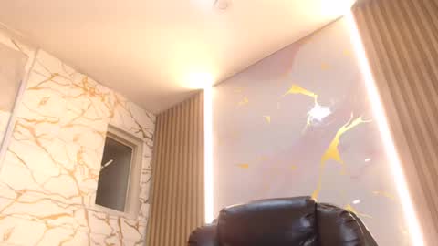 Snapshot of arthemisa_tayy chatting on June 12, 2026, 12:53 am Arthemisa online show from June 12, 2026, 12:53 am