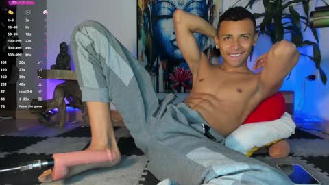 Snapshot of arthur_fochh chatting on January 7, 2025, 11:48 am Arthur online show from January 7, 2025, 11:48 am