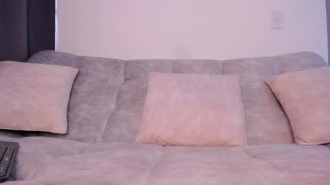 arturguy01 online show from February 9, 2025, 3:12 pm