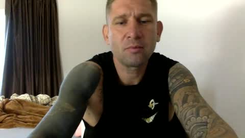 Lucash413 online show from June 14, 2026, 2:57 am