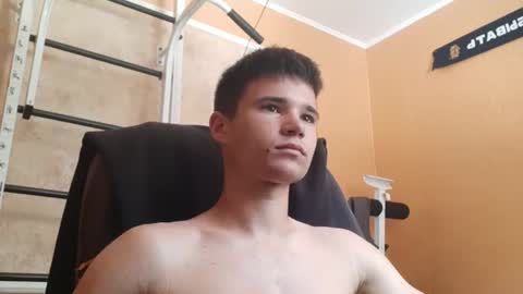 Snapshot of arvyn_ chatting on June 23, 2026, 8:23 am Denis online show from June 23, 2026, 8:23 am