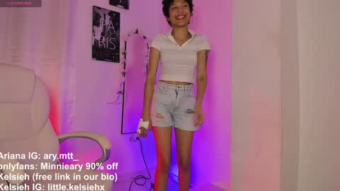 Snapshot of ary_and_kel chatting on January 26, 2025, 5:13 am Ariana and Kelsieh online show from January 26, 2025, 5:13 am