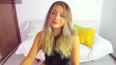 Snapshot of ary_cam230 chatting on October 30, 2025, 9:26 pm Zahaara online show from October 30, 2025, 9:26 pm