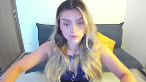 Snapshot of ary_cam230 chatting on December 17, 2025, 10:16 pm Zahaara online show from December 17, 2025, 10:16 pm