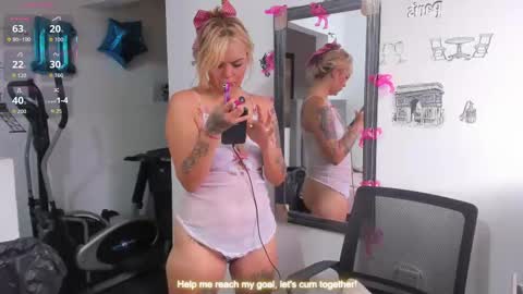 Snapshot of ary_ricci chatting on September 24, 2025, 8:56 pm ary_ricci online show from September 24, 2025, 8:56 pm