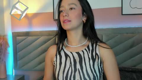 ARY THOMPSON online show from April 2, 2026, 1:42 pm