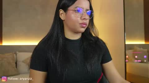 Snapshot of arya_ruiz chatting on January 12, 2026, 12:43 pm Arya online show from January 12, 2026, 12:43 pm