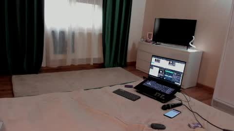 Snapshot of aryahunt chatting on April 30, 2026, 8:42 am Arianacustom videos available for sale try my special vibes 112233111222333 private copy at request online show from April 30, 2026, 8:42 am