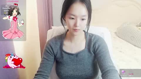 Lily online show from October 31, 2025, 3:29 am