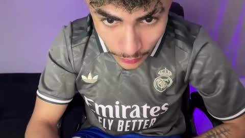 Snapshot of arzu_08 chatting on February 4, 2026, 3:18 pm arzu_08 online show from February 4, 2026, 3:18 pm