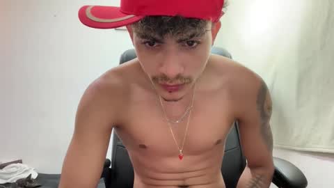 Snapshot of arzu_08 chatting on February 25, 2026, 2:10 am arzu_08 online show from February 25, 2026, 2:10 am